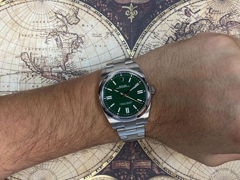 Rolex Oyster Perpetual 124300